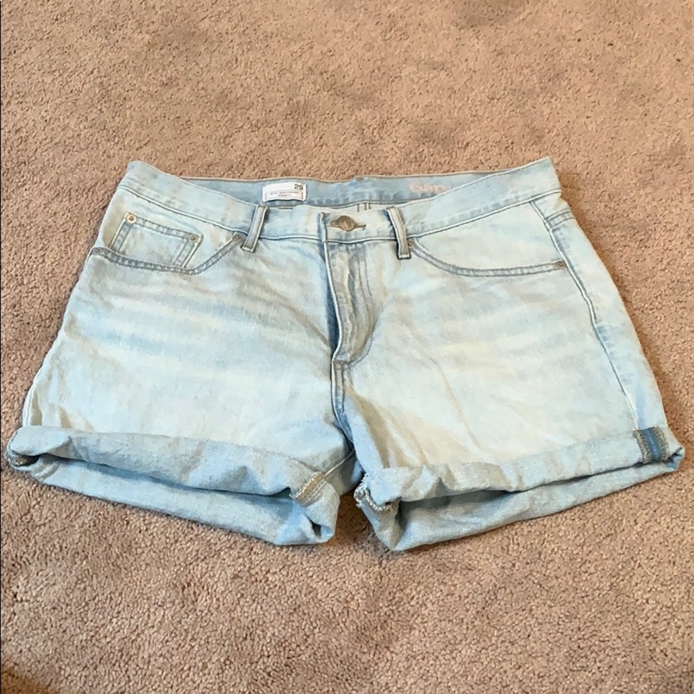 GAP Sexy Boyfriend Shorts Like New